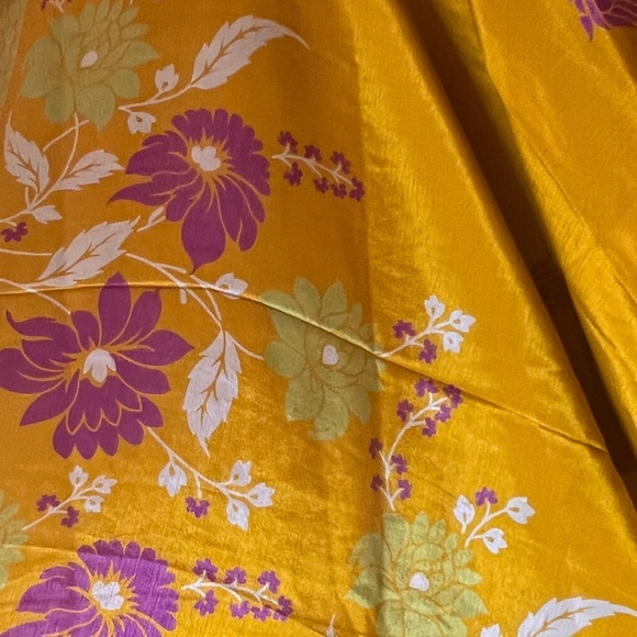 Darn Good Yarn Reg TeaLength reversible 2 layer sari wrap skirt. - Picture 6 of 9